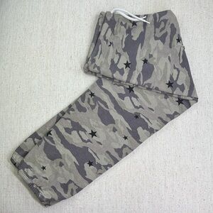 Monrow Camouflage Star Pattern Joggers Green Gray Size Large